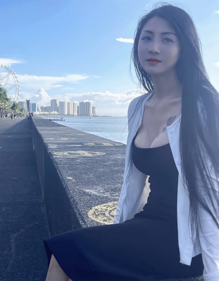 姑父有力挺送小芳的背景故事,中文字幕高清